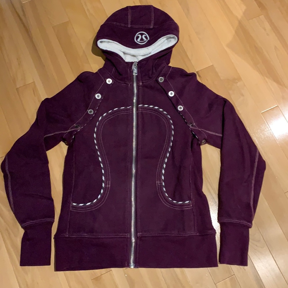 🌟HP🌟EUC Lululemon Special Edition Burgundy Hoodie detachable sleeves - size 10